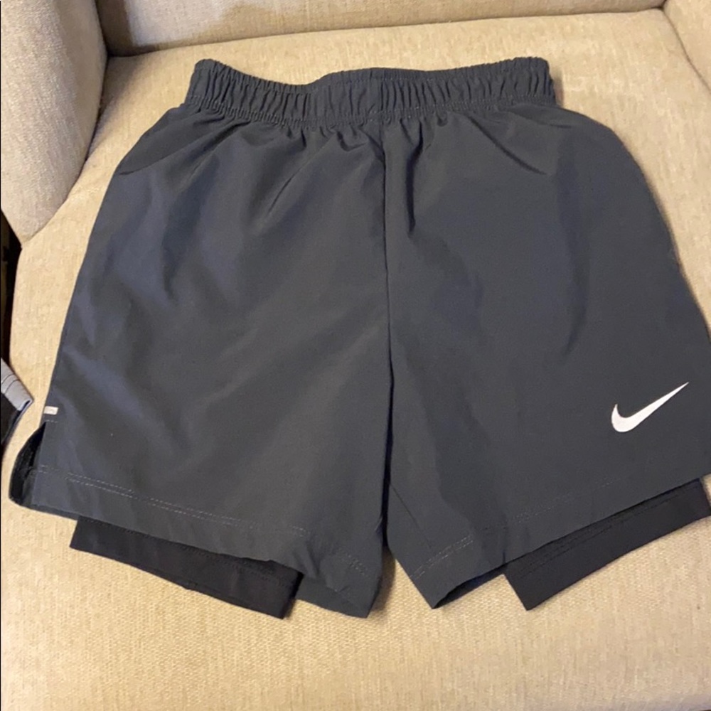 Boys Nike compression shorts
